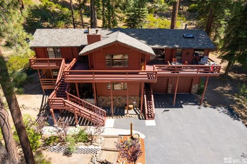 Single Family Residence in Incline Village NV 376 Country Club Dr 33.jpg