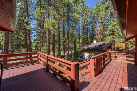 Single Family Residence in Incline Village NV 376 Country Club Dr 4.jpg