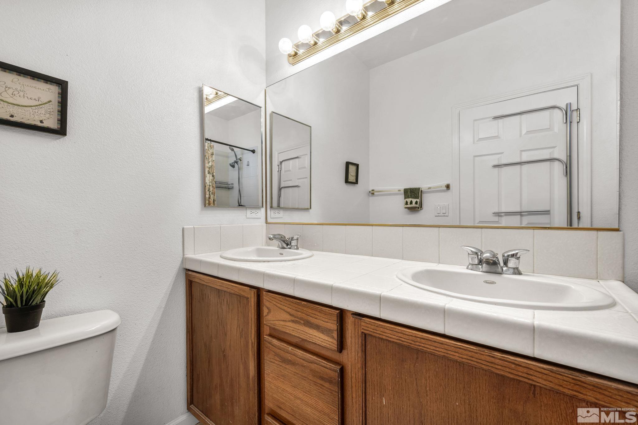 Sparks, Nevada 89431, United States, 3 Bedrooms Bedrooms, ,3 BathroomsBathrooms,Residential,Active,127820