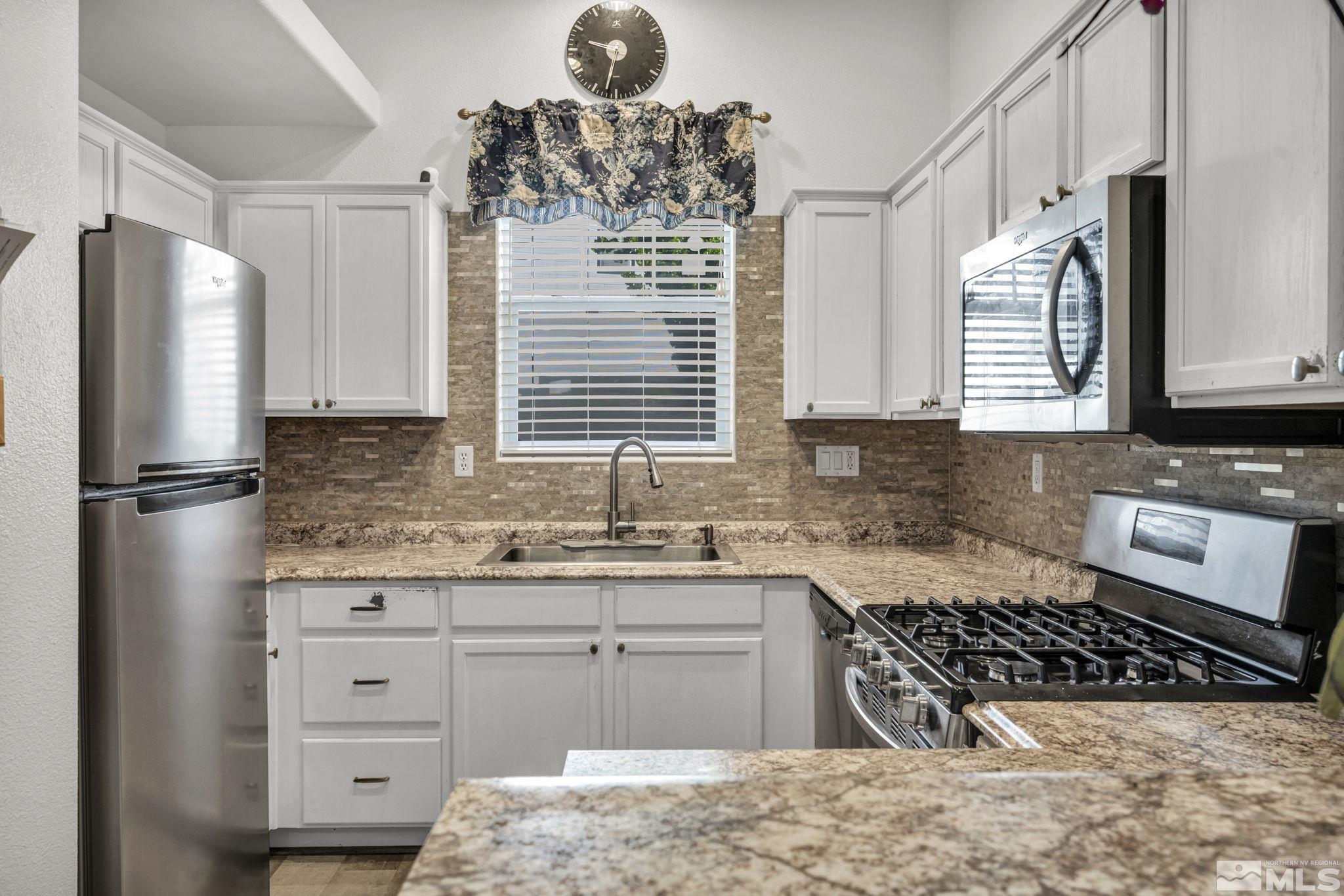 Sparks, Nevada 89431, United States, 3 Bedrooms Bedrooms, ,3 BathroomsBathrooms,Residential,Active,127820