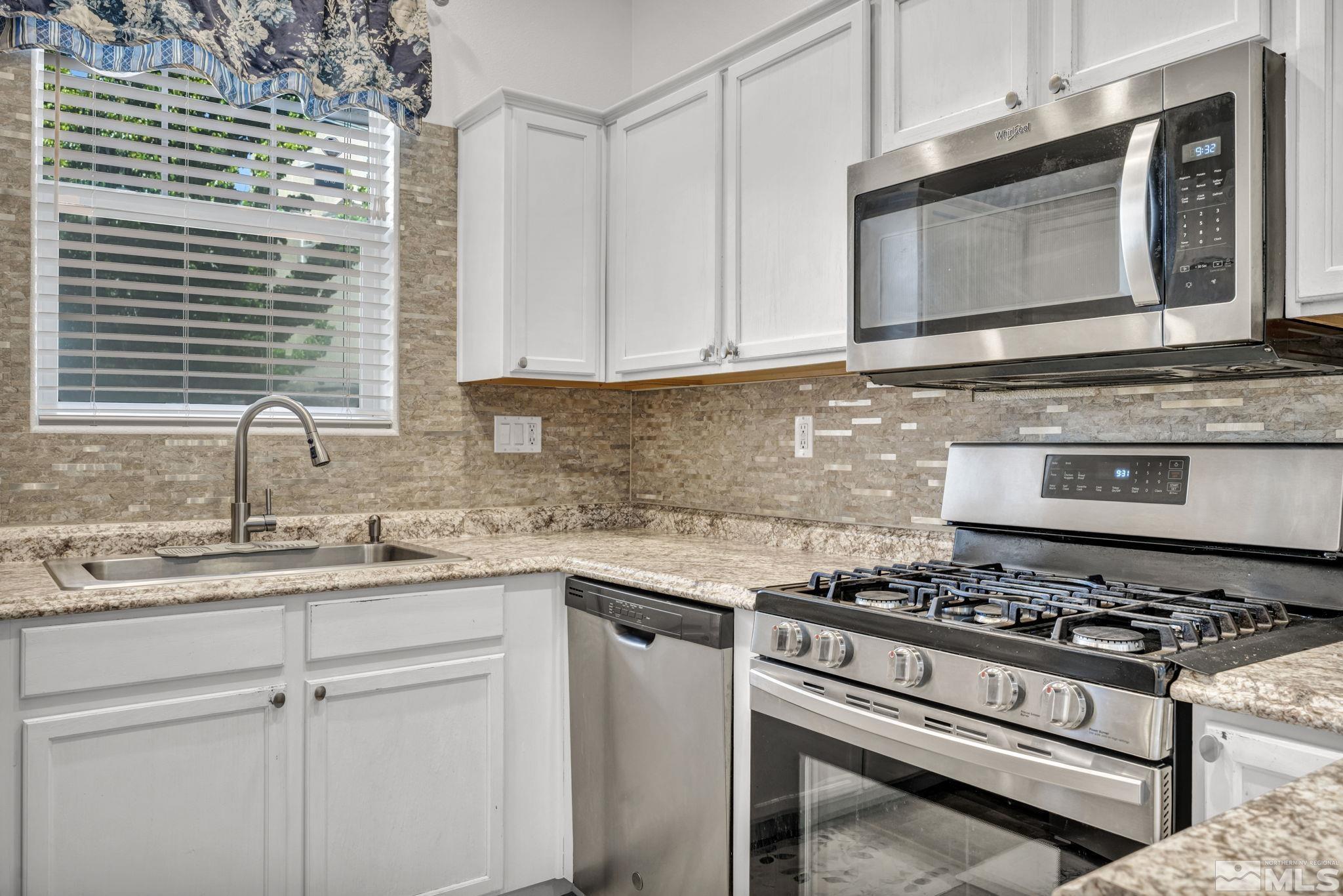 Sparks, Nevada 89431, United States, 3 Bedrooms Bedrooms, ,3 BathroomsBathrooms,Residential,Active,127820