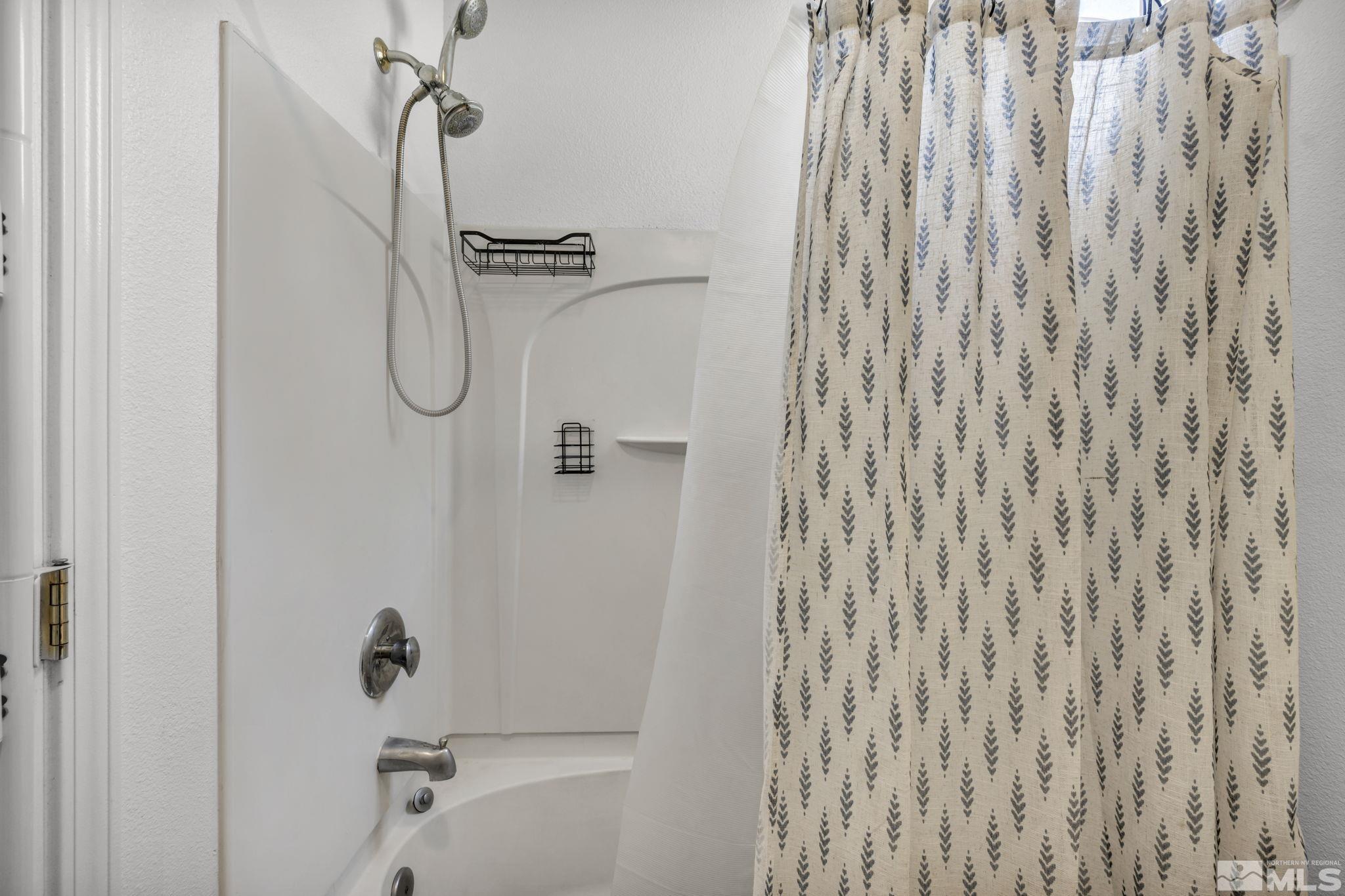 Sparks, Nevada 89431, United States, 3 Bedrooms Bedrooms, ,3 BathroomsBathrooms,Residential,Active,127820