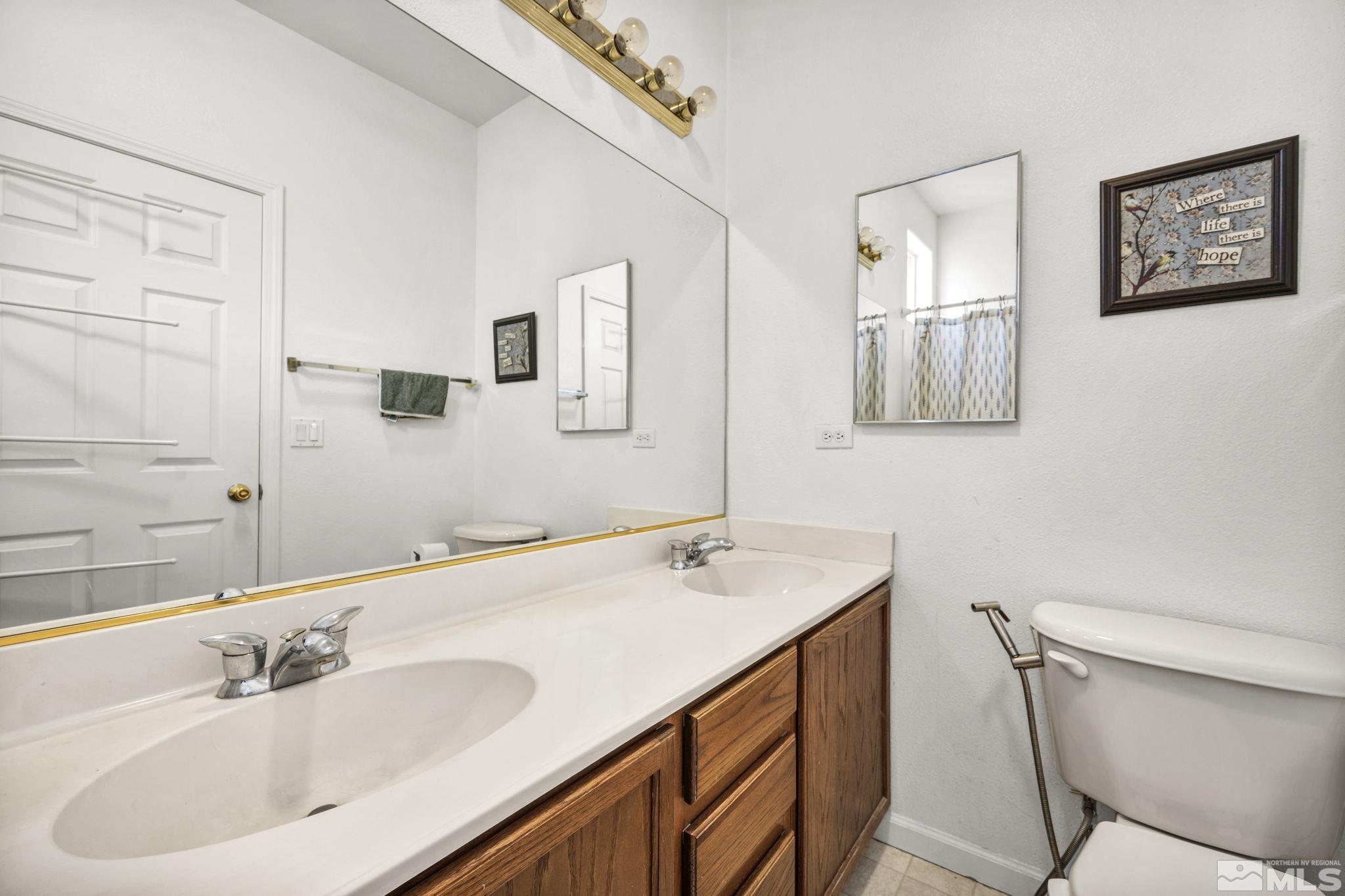 Sparks, Nevada 89431, United States, 3 Bedrooms Bedrooms, ,3 BathroomsBathrooms,Residential,Active,127820