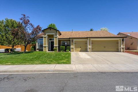 Single Family Residence in Sparks NV 3150 Pinero Ct.jpg