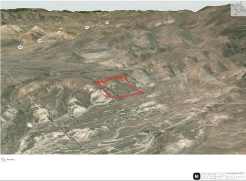 MLS: 250005476