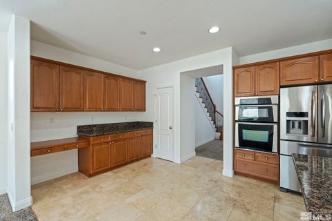 Single Family Residence in Sparks NV 5128 Dacite Ct 14.jpg