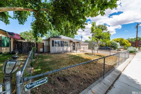 Single Family Residence in Sparks NV 14 M St 5.jpg