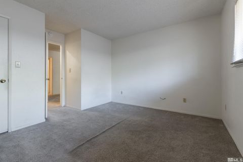 Condominium in Reno NV 2205 Kietzke Ln Apt B Ln 17.jpg