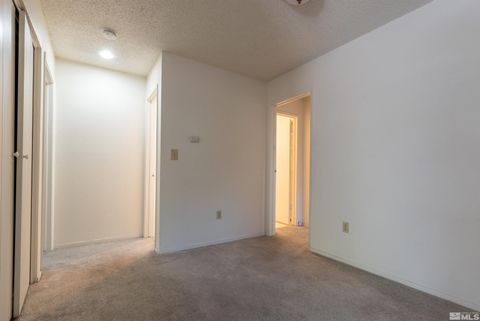 Condominium in Reno NV 2205 Kietzke Ln Apt B Ln 9.jpg