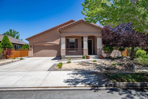 Single Family Residence in Sparks NV 6485 Sun Flag Ct.jpg