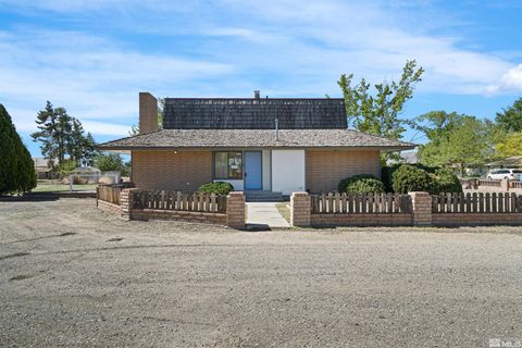 MLS: 250006015