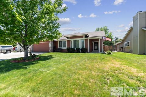 Single Family Residence in Sparks NV 2131 Wabash Circle.jpg