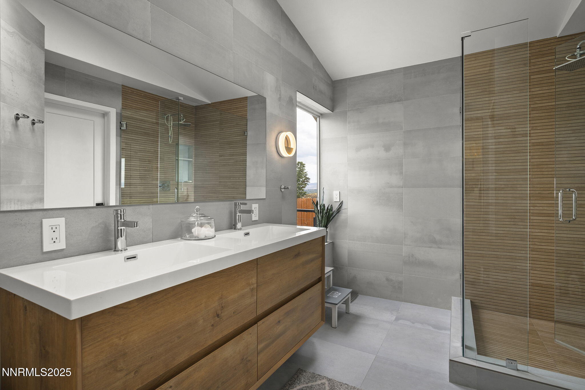 48-web-or-mls-_DSC1465