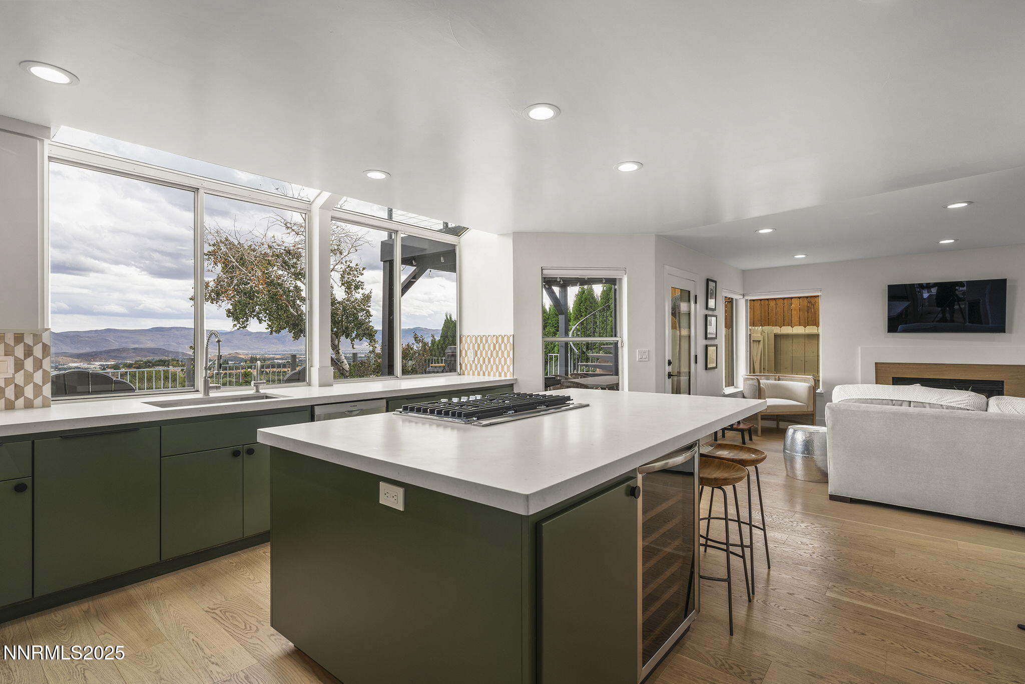 20-web-or-mls-_DSC1376