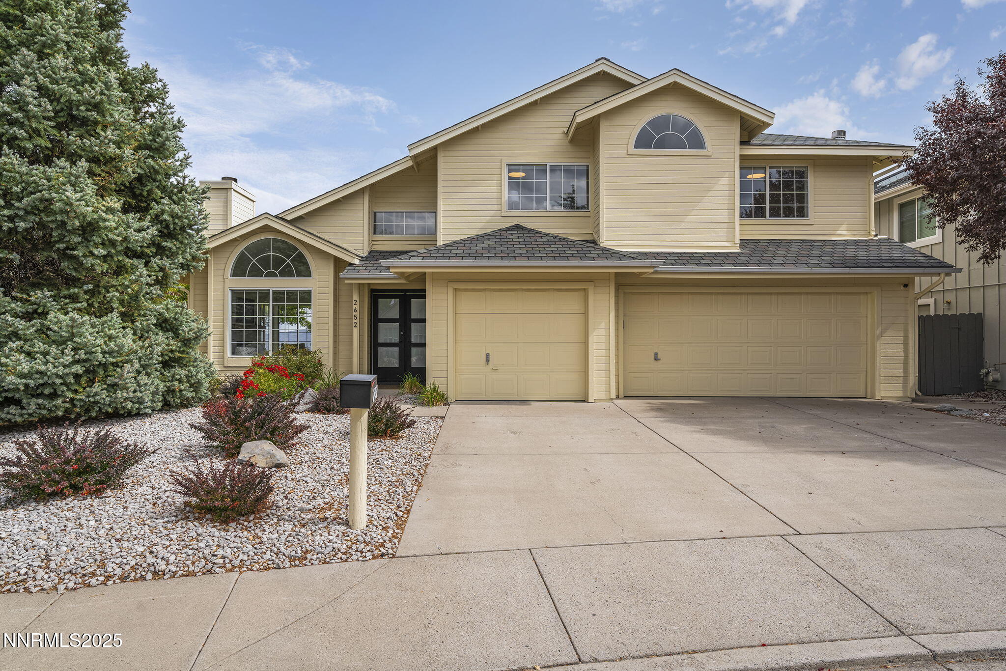 1-web-or-mls-_DSC1524