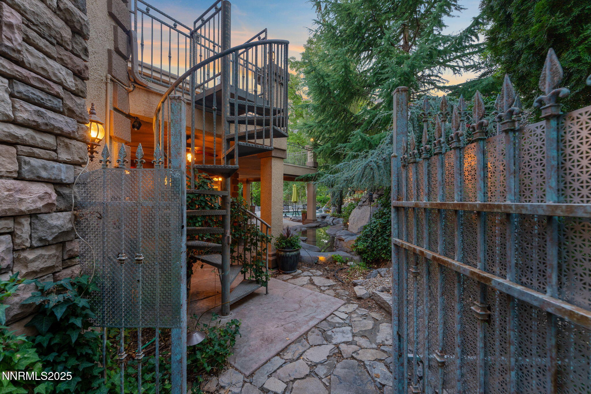 54-web-or-mls-123-print-DS103169