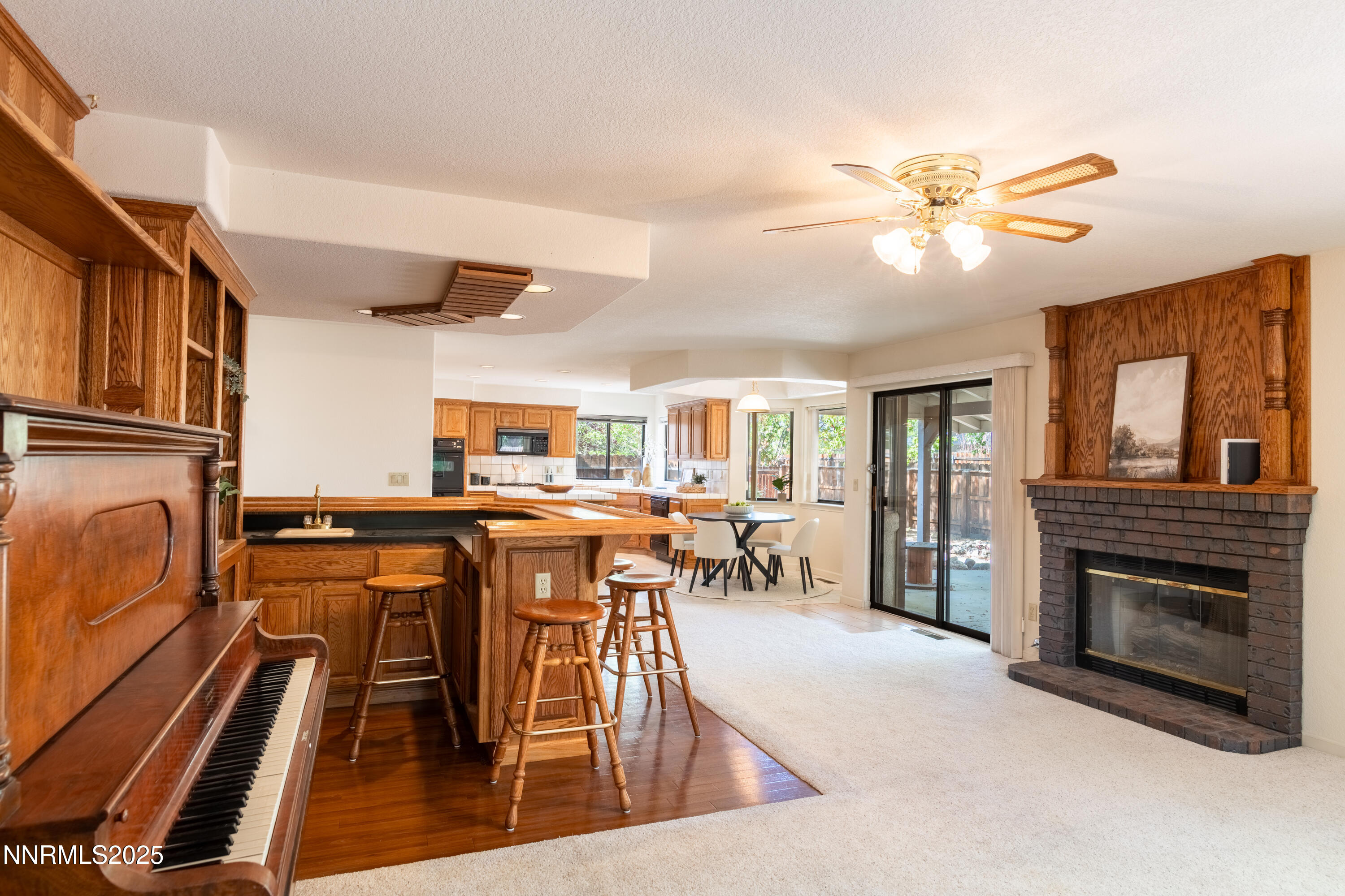 1208-Pleasantview_DSC_3826-HDR