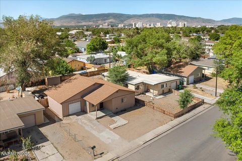 1990 Trainer Way, Reno, NV 89512 - #: 250053770