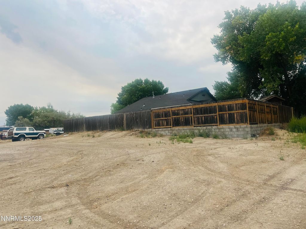 Photo of 3320 Silver State Avenue, Fallon, NV 89406 (MLS # 250055094)