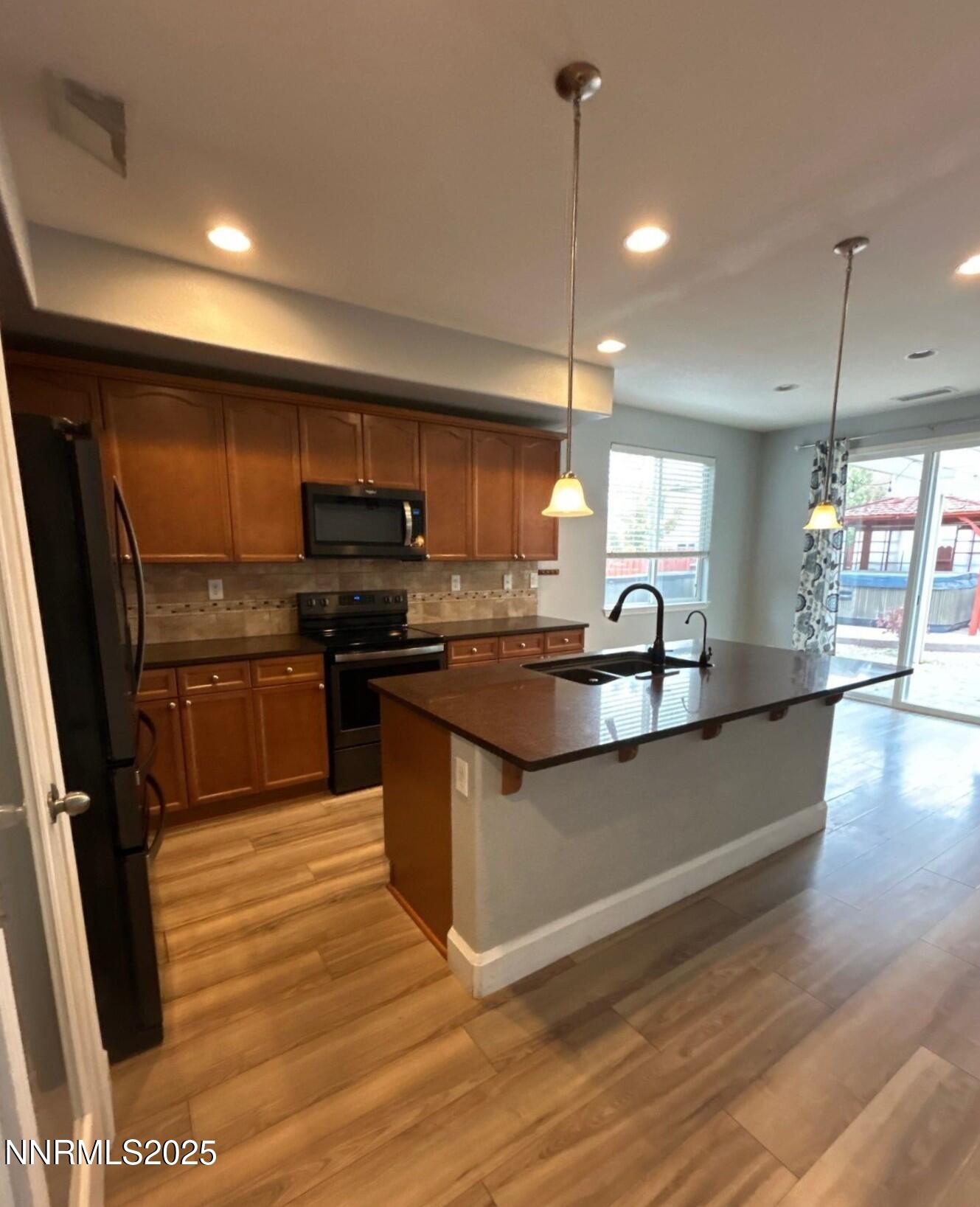 39-Oct 22 2025 01_04pm-gmDk