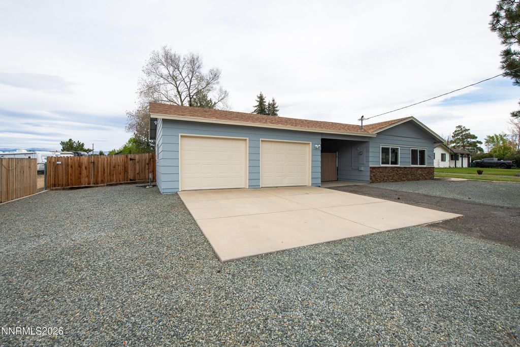 Photo of 1037 Wagon Wheel Court, Gardnerville, NV 89460 (MLS # 260004600)