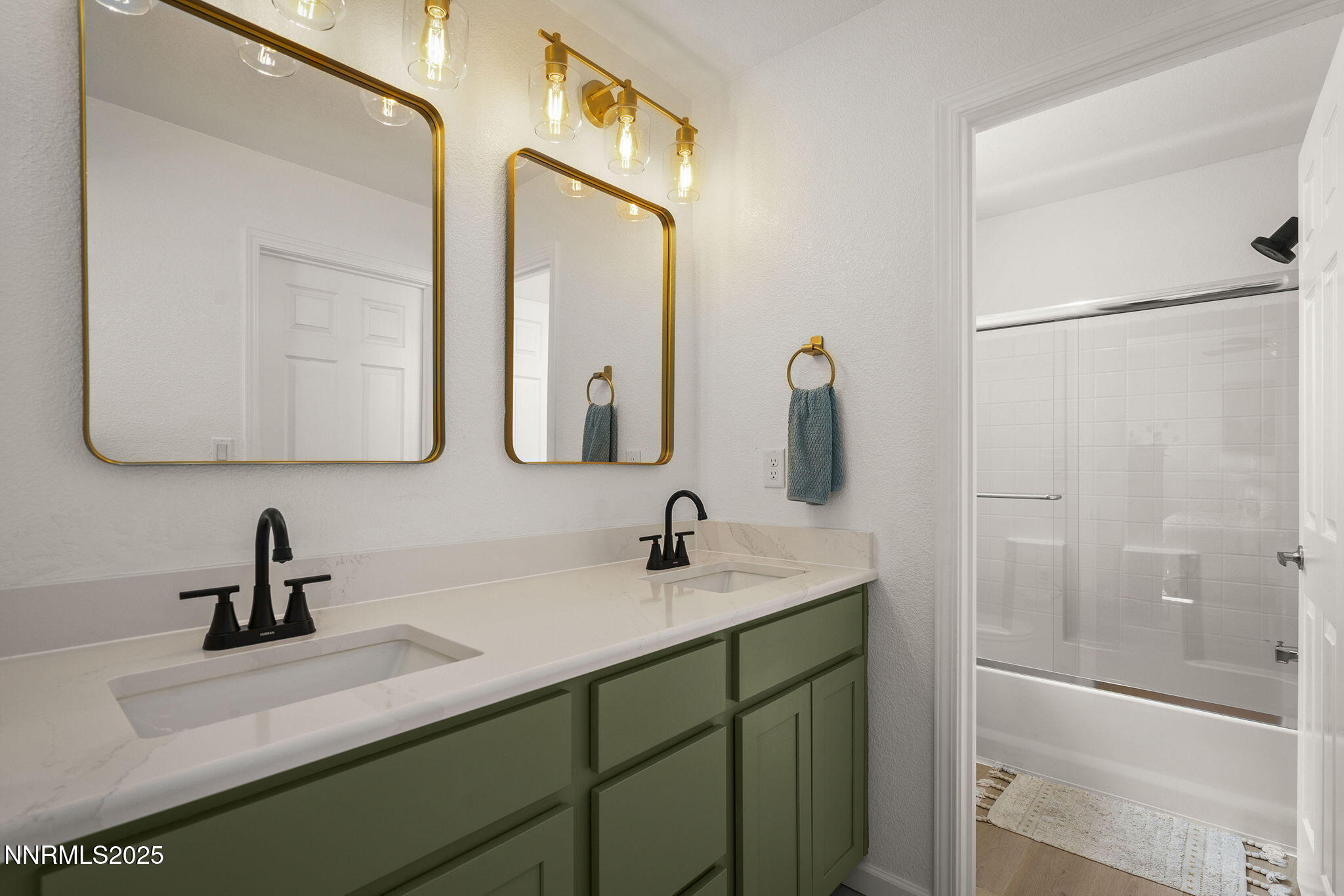 16-web-or-mls-_DSC0598