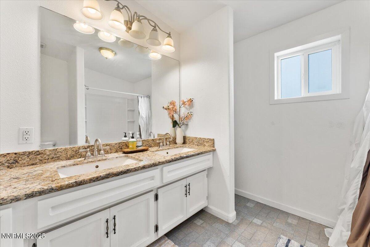 32-17570 Thrush Lane Reno NV 89508 (31 o