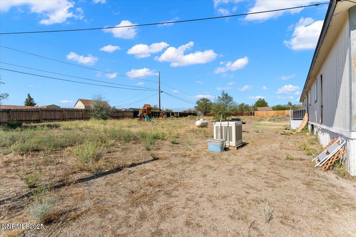 40-17570 Thrush Lane Reno NV 89508 (39 o