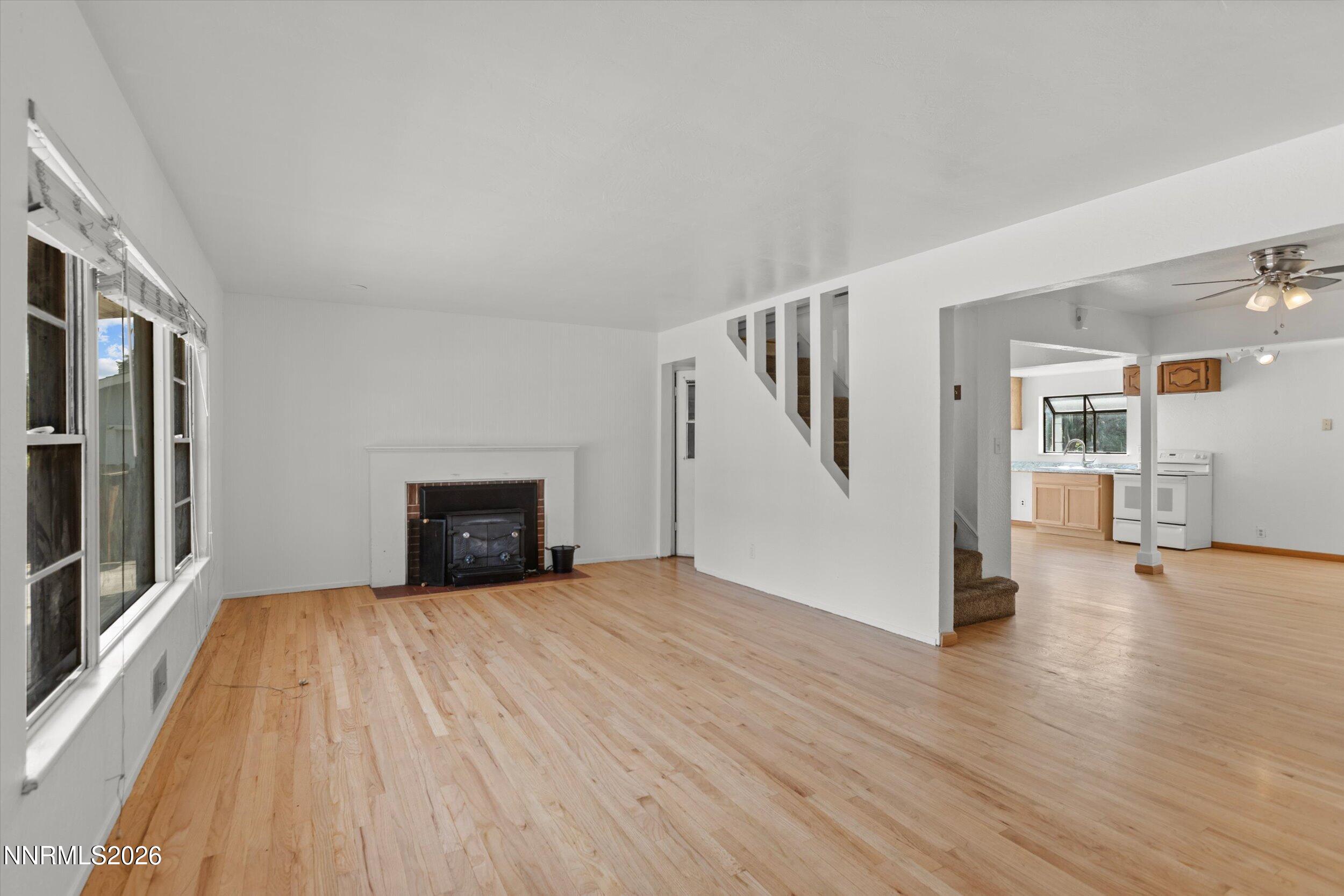 454 Glenmanor Drive