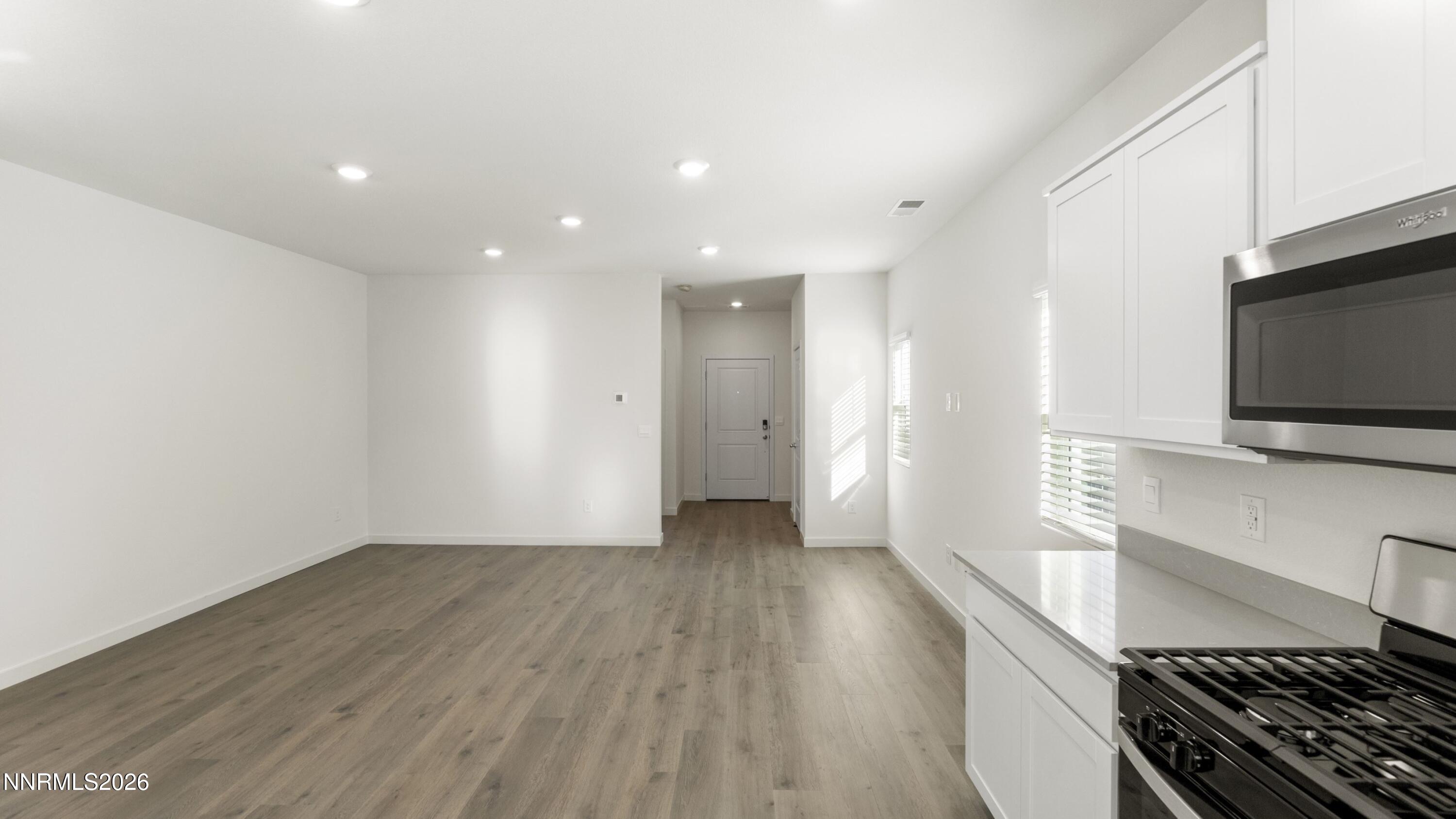 8317 Violet Oak Drive