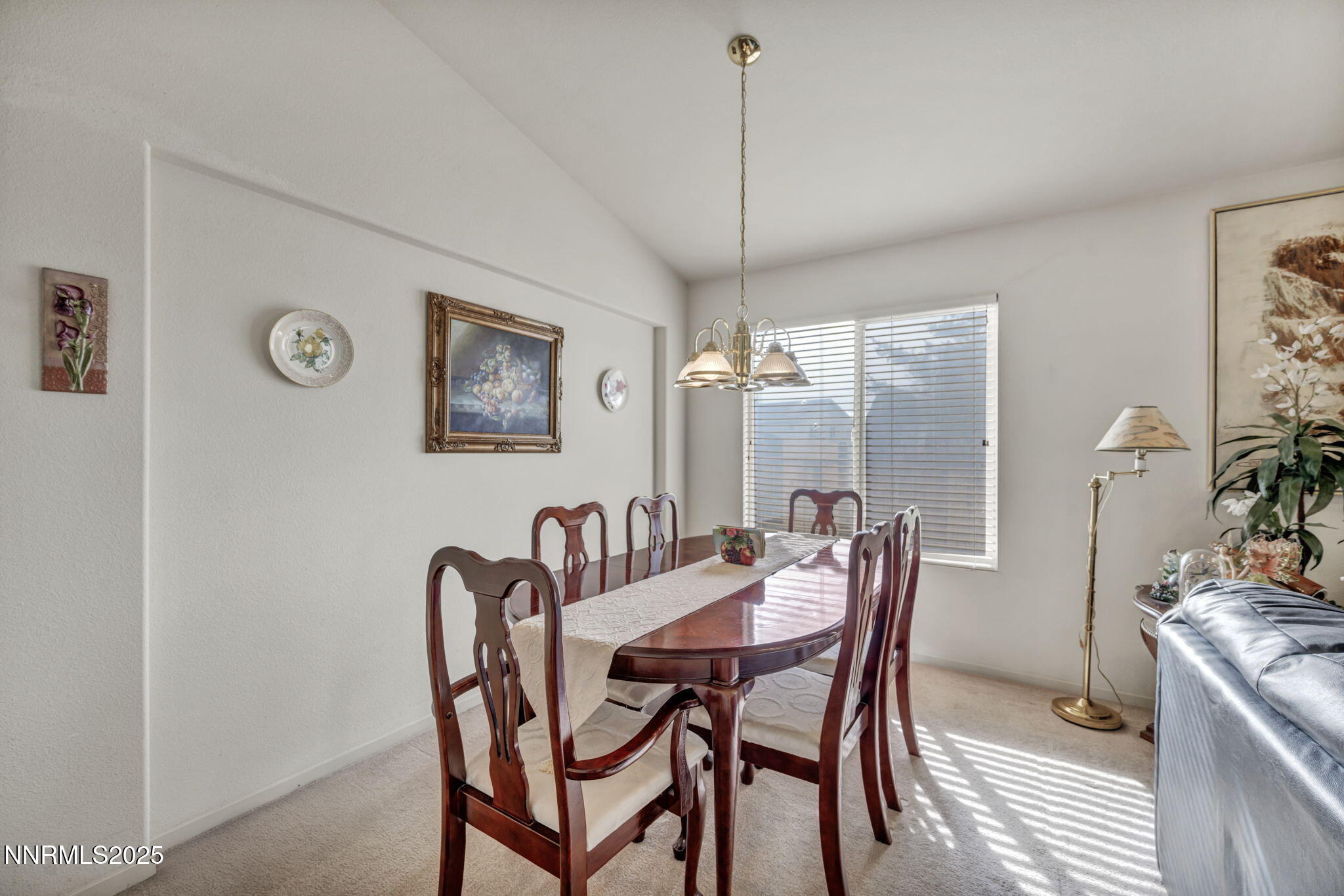 35-web-or-mls-2900-crown-canyon-ct