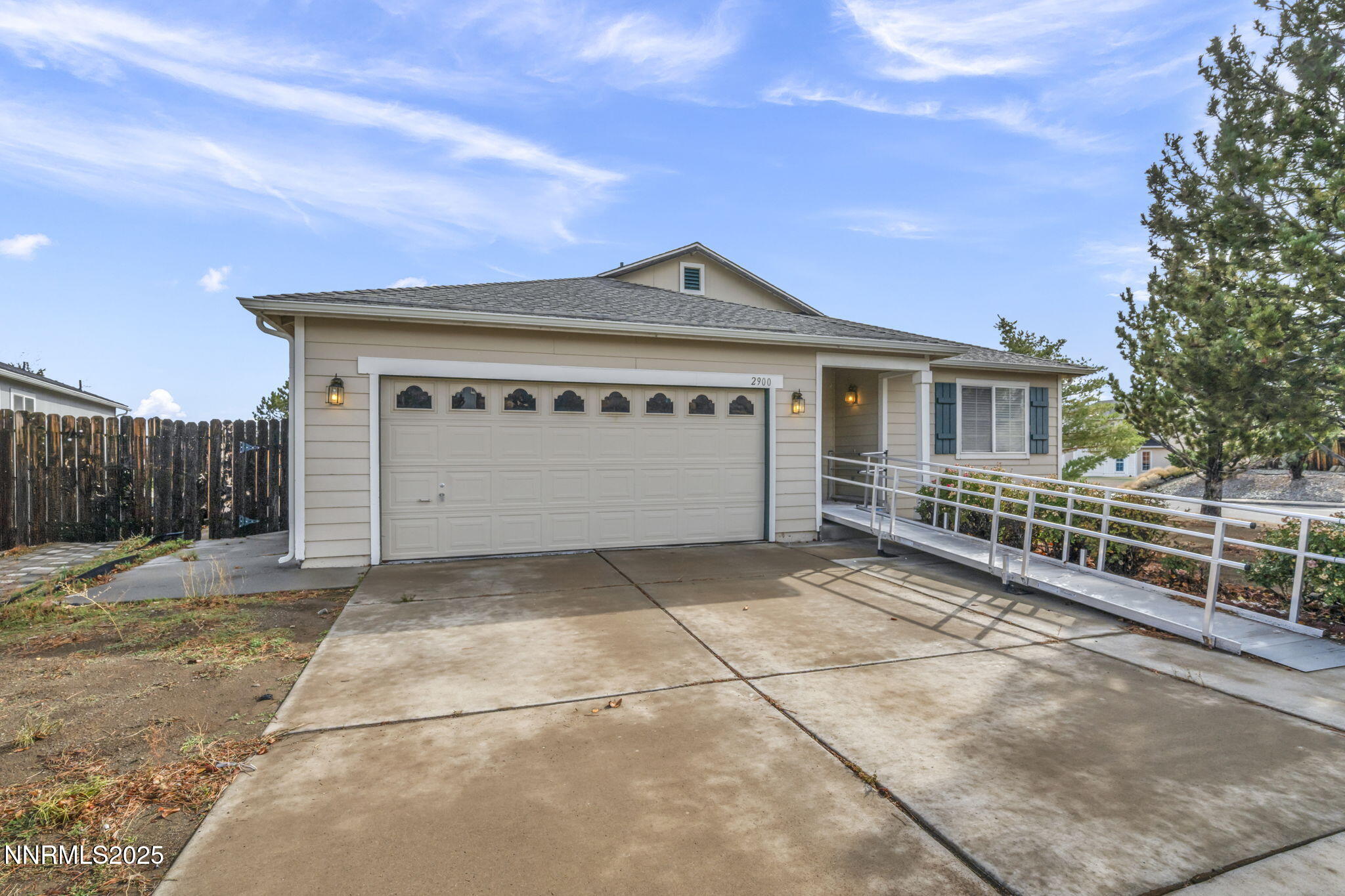 5-web-or-mls-2900-crown-canyon-ct