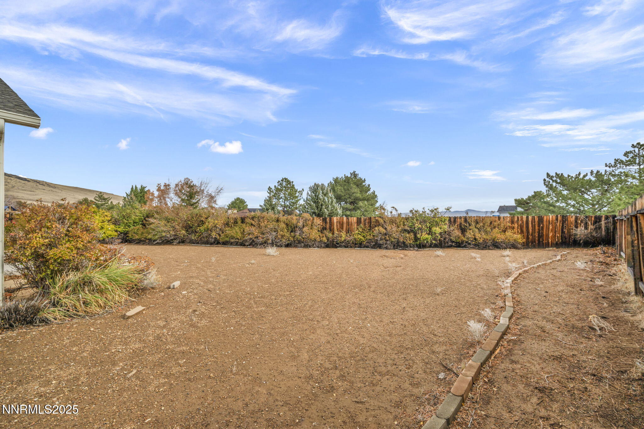 12-web-or-mls-2900-crown-canyon-ct