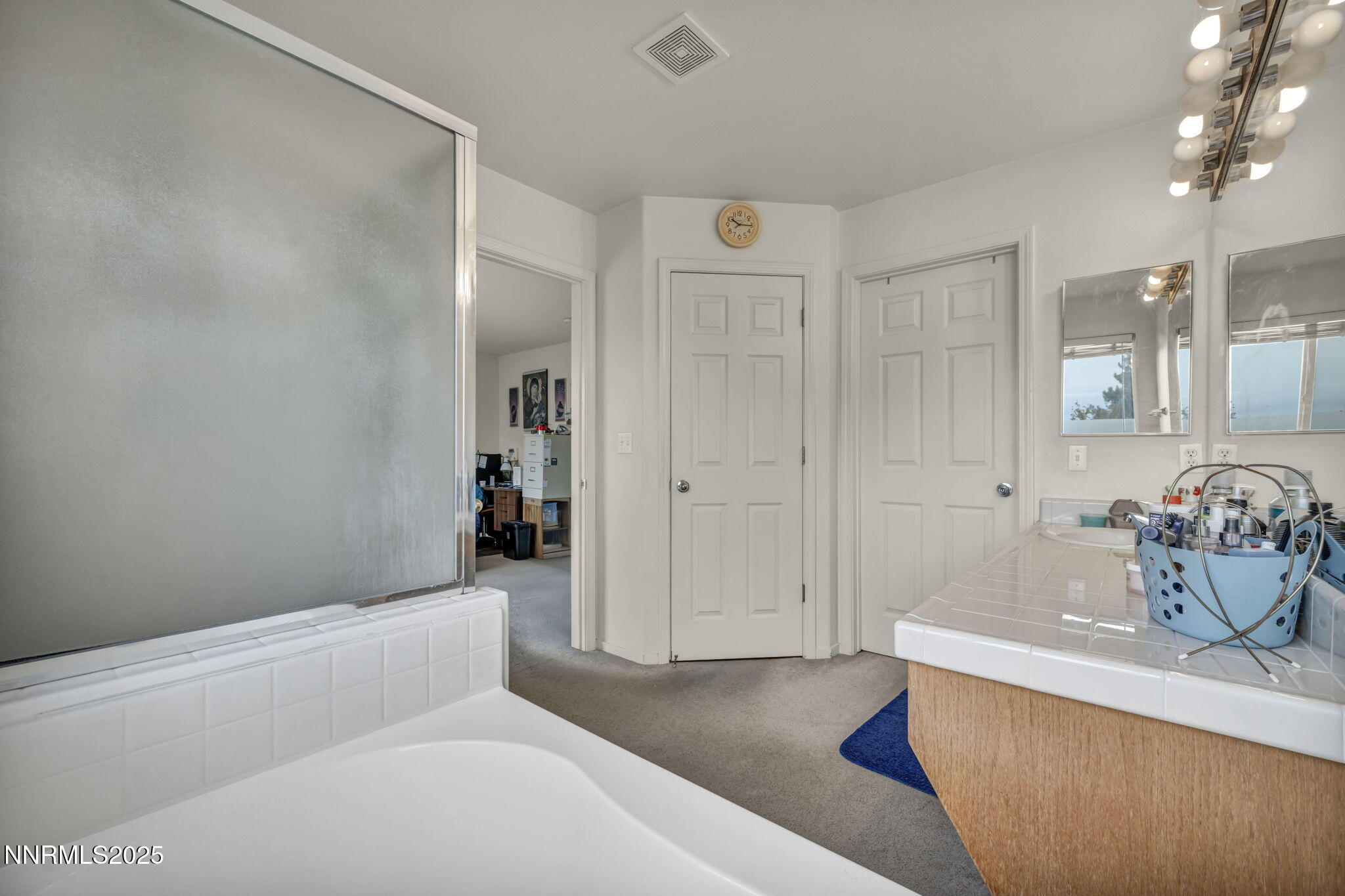 48-web-or-mls-2900-crown-canyon-ct