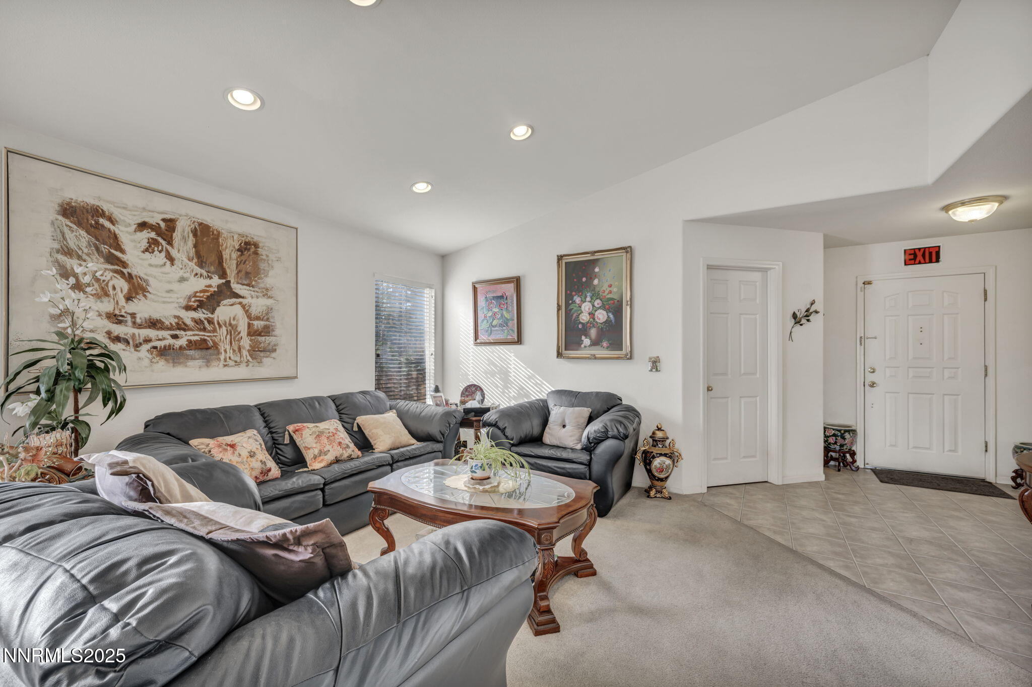 16-web-or-mls-2900-crown-canyon-ct