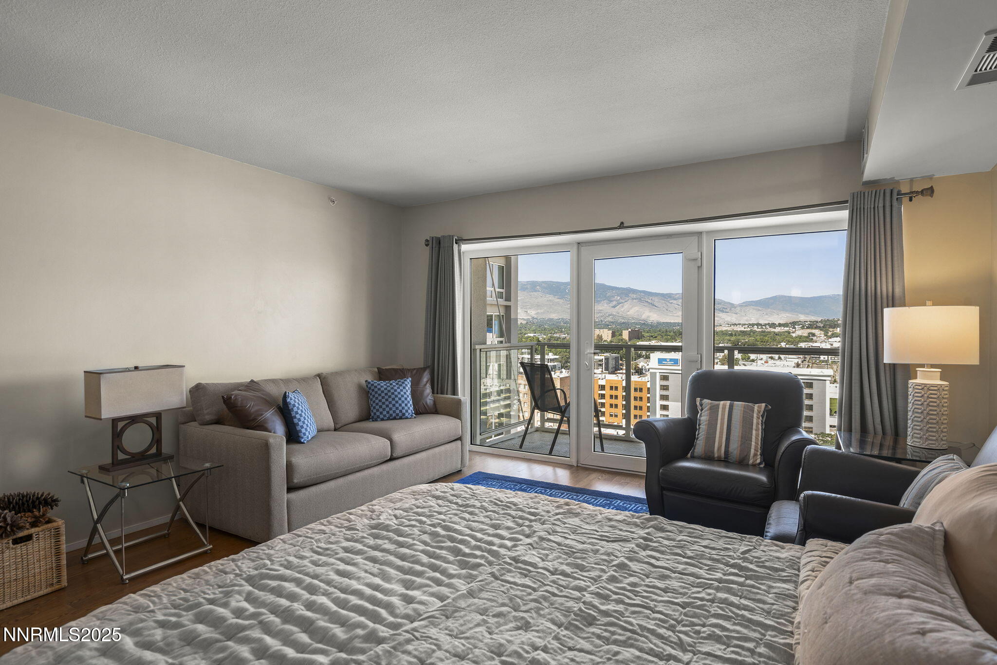 15-web-or-mls-_DSC9283