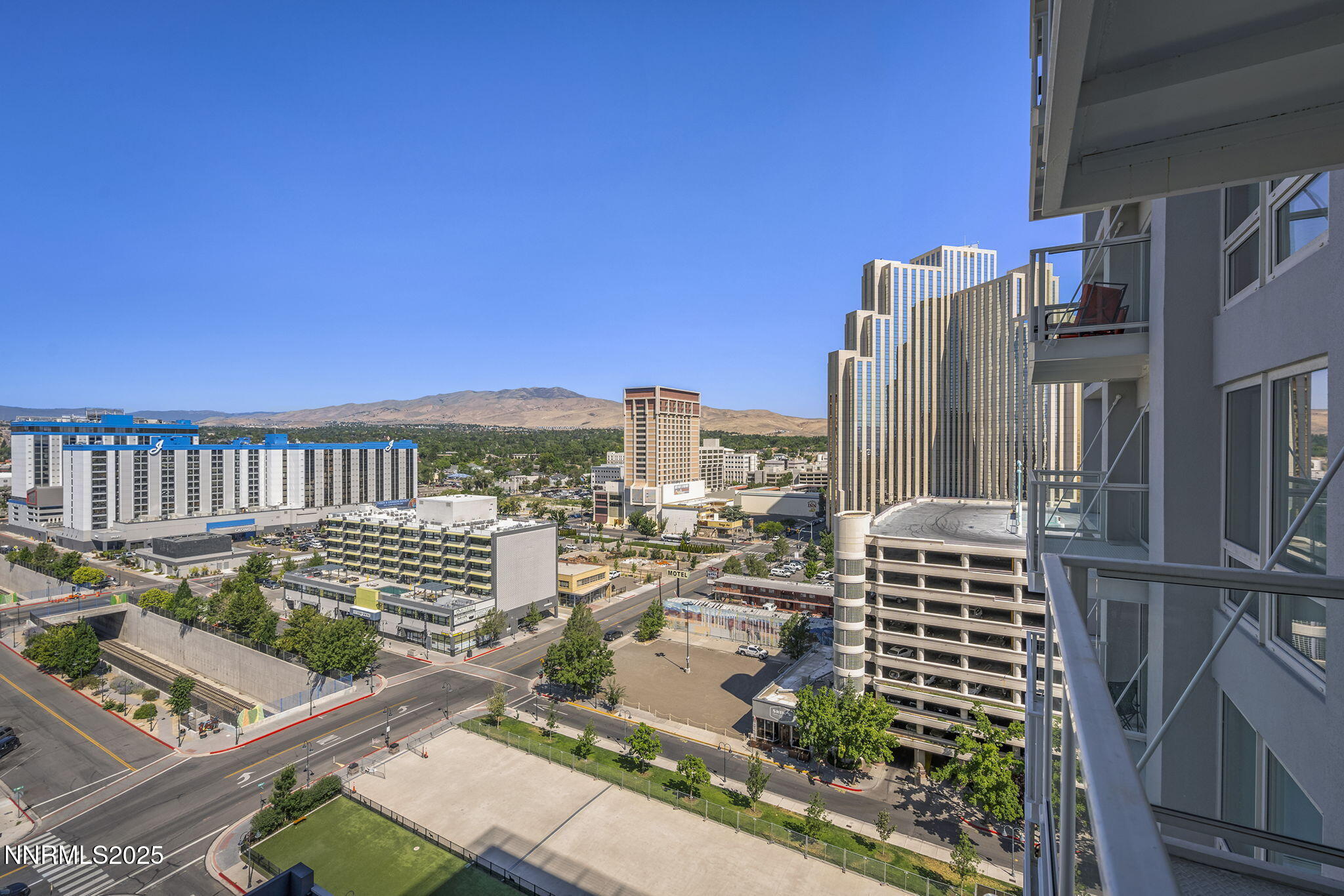 22-web-or-mls-_DSC9315