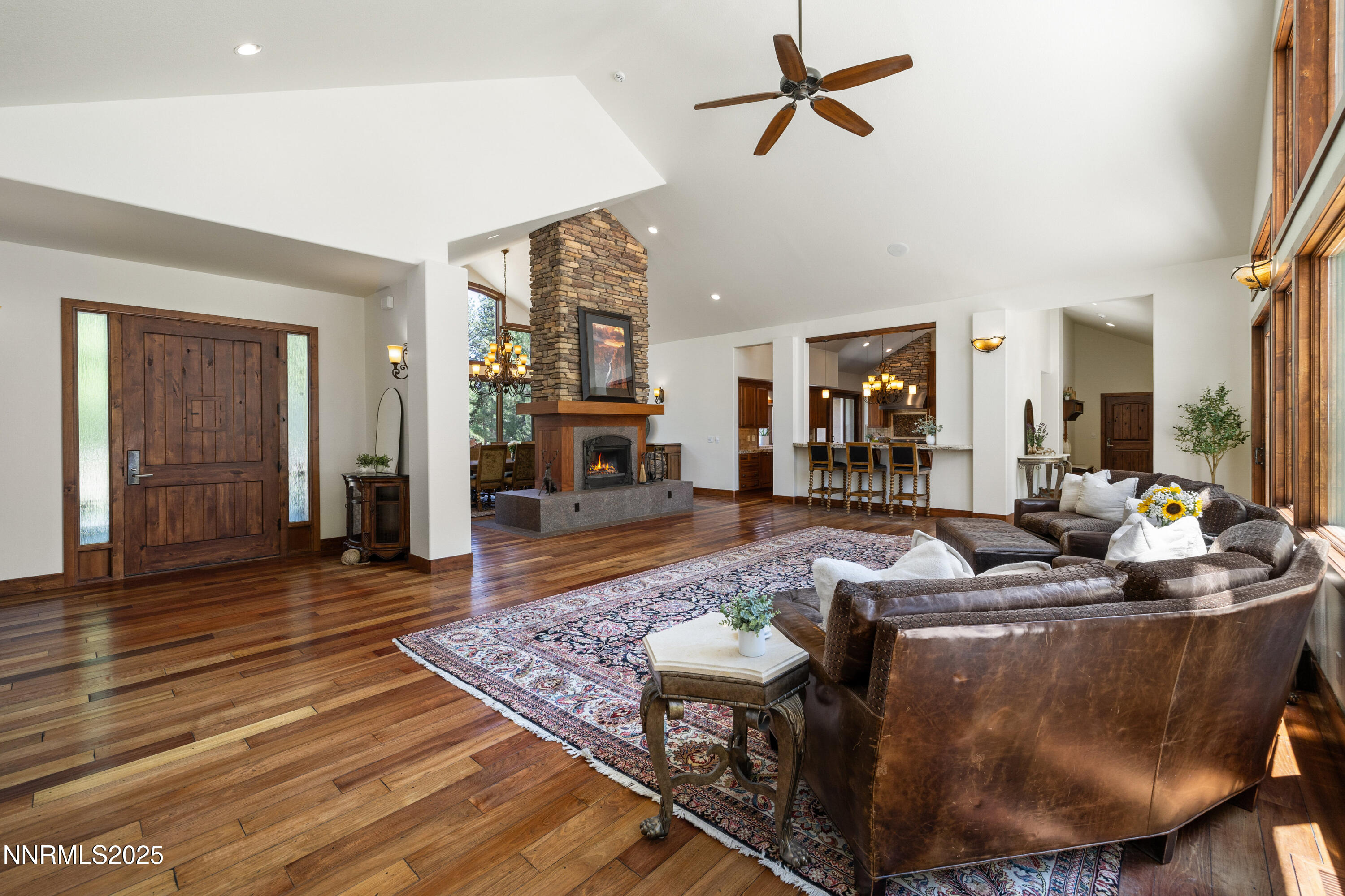 015_4-print-102_w_willis-5_370