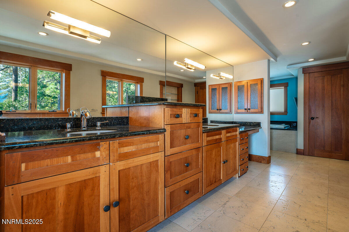 041_20_cal_neva-41_650