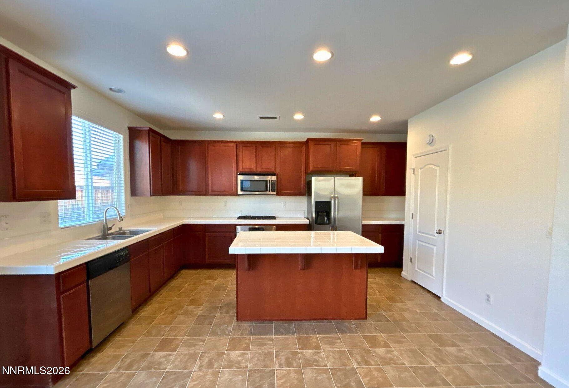 5d23aa10-bbbd-4c22-856e-248aba079cea