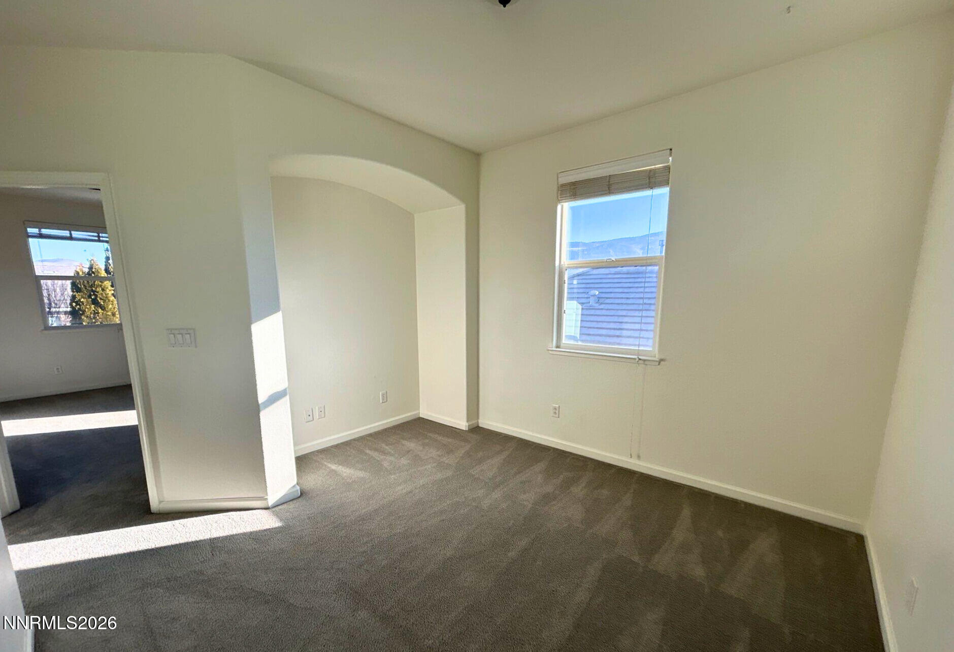 9f3b529b-79a4-47ba-8dde-00096e77d7d5