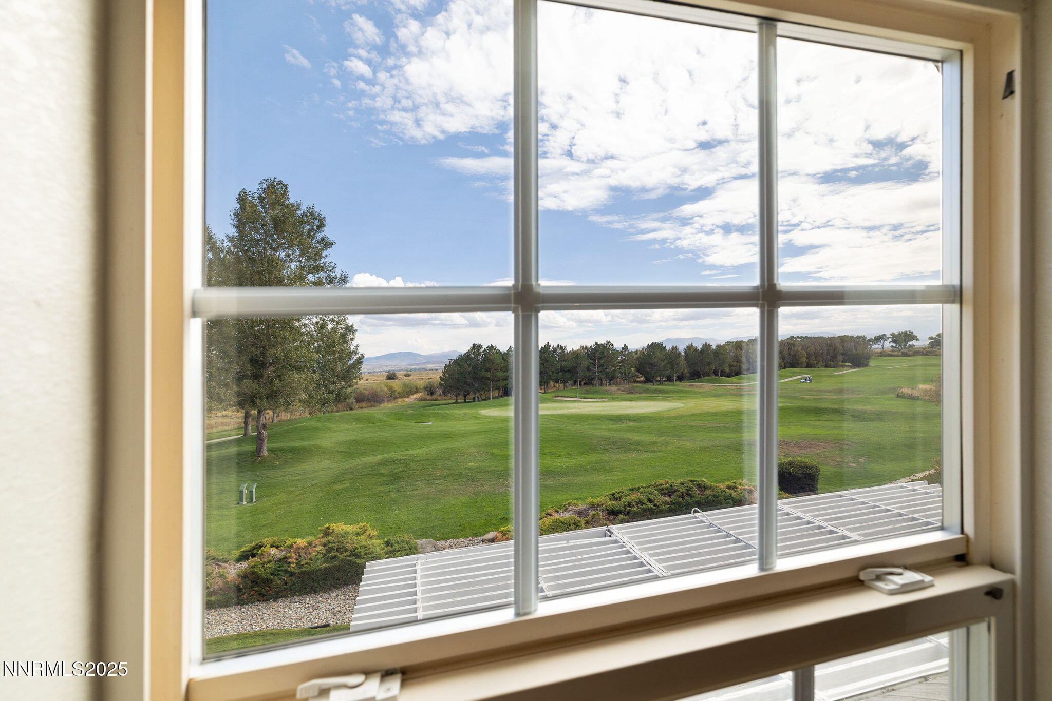 42-web-or-mls-2545 Genoa Aspen-43