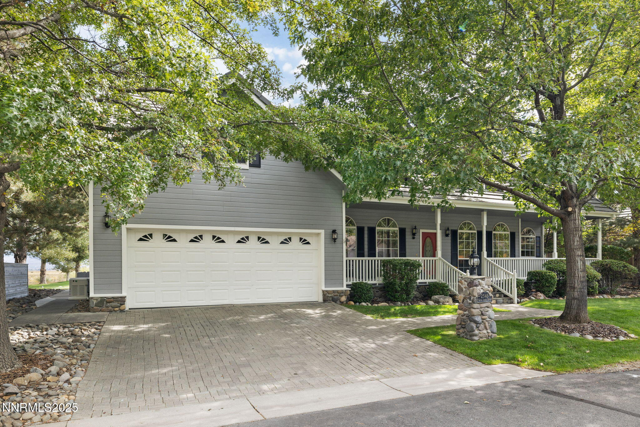 3-web-or-mls-2545 Genoa Aspen-4