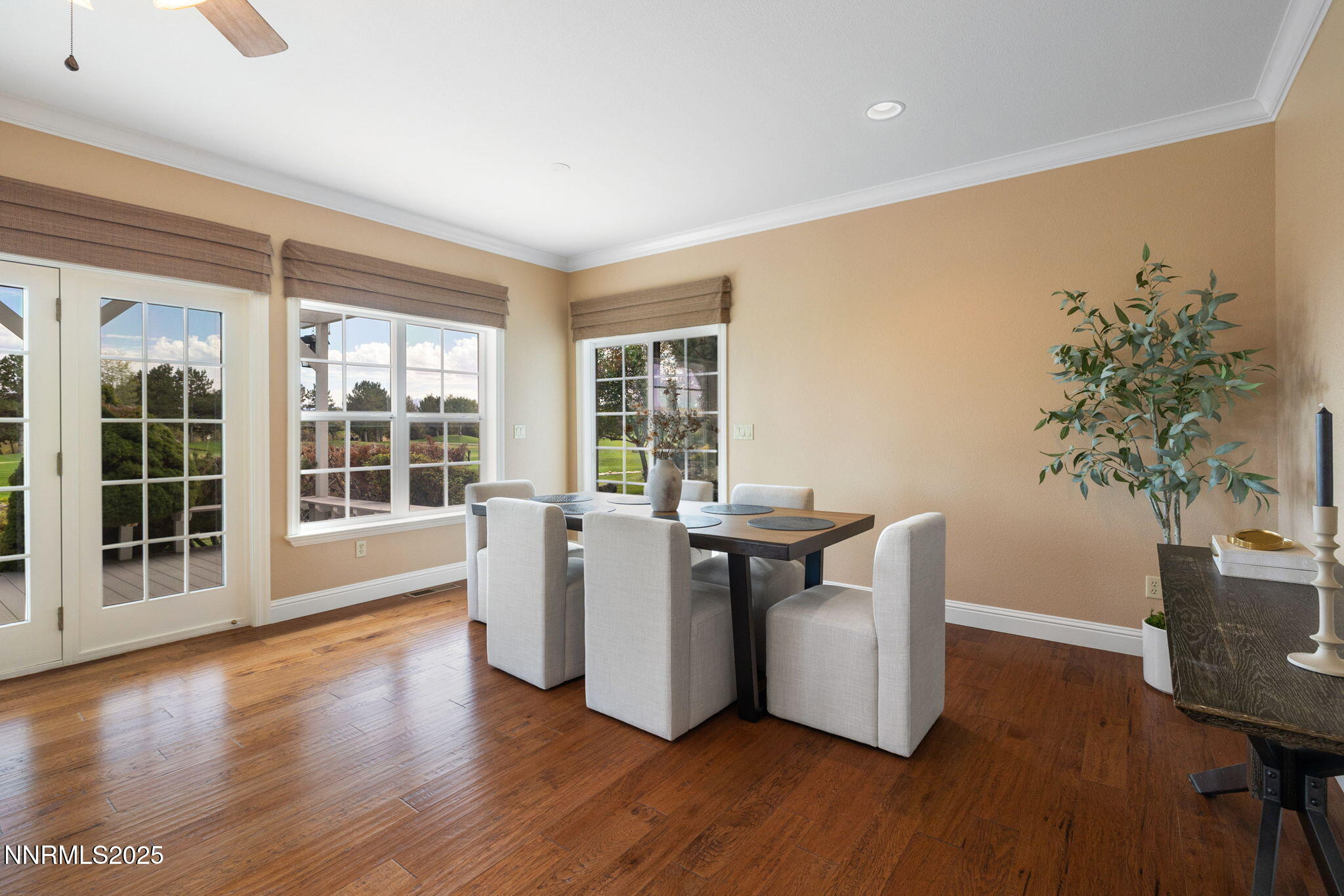 21-web-or-mls-2545 Genoa Aspen-22