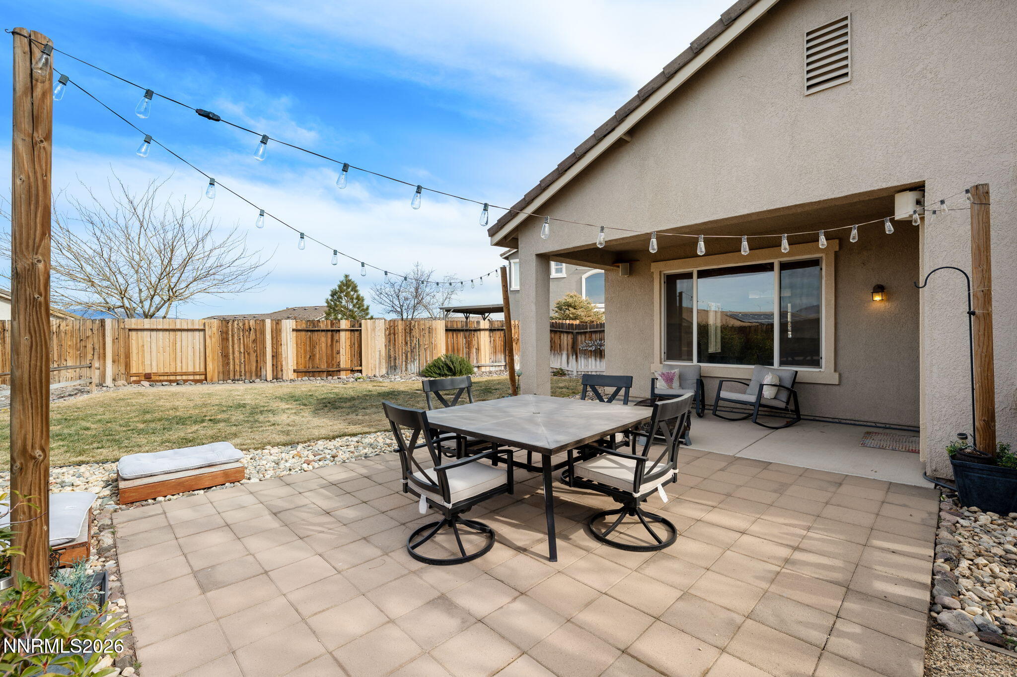 14-web-or-mls-1722 Blue Oak-15