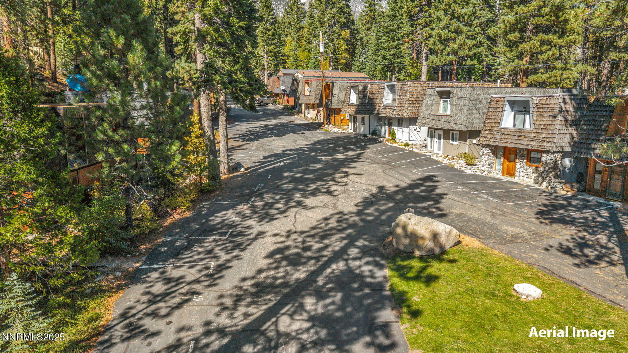 49-web-or-mls-978-glenrock-dr-45