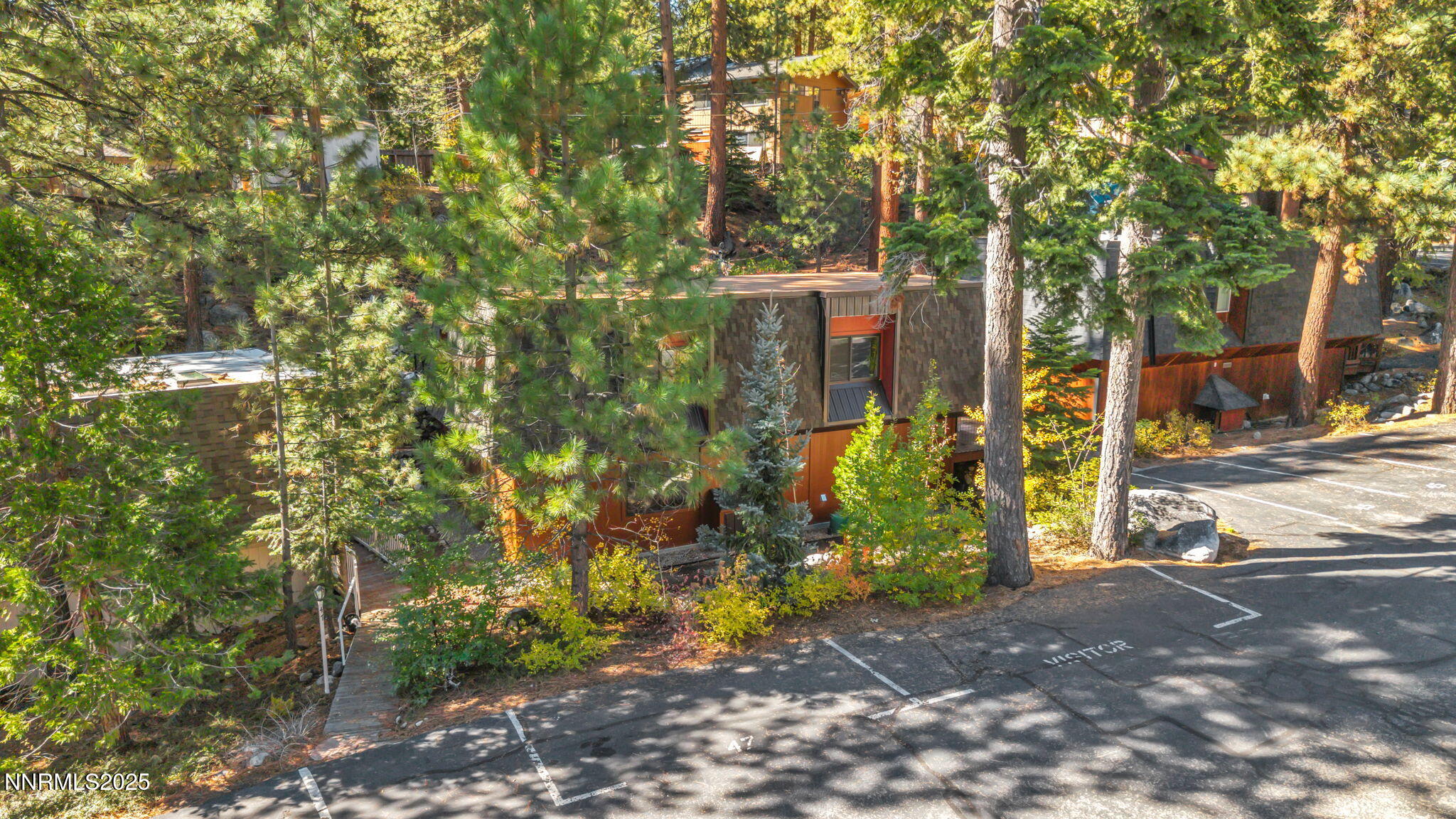 18-web-or-mls-978-glenrock-dr-45