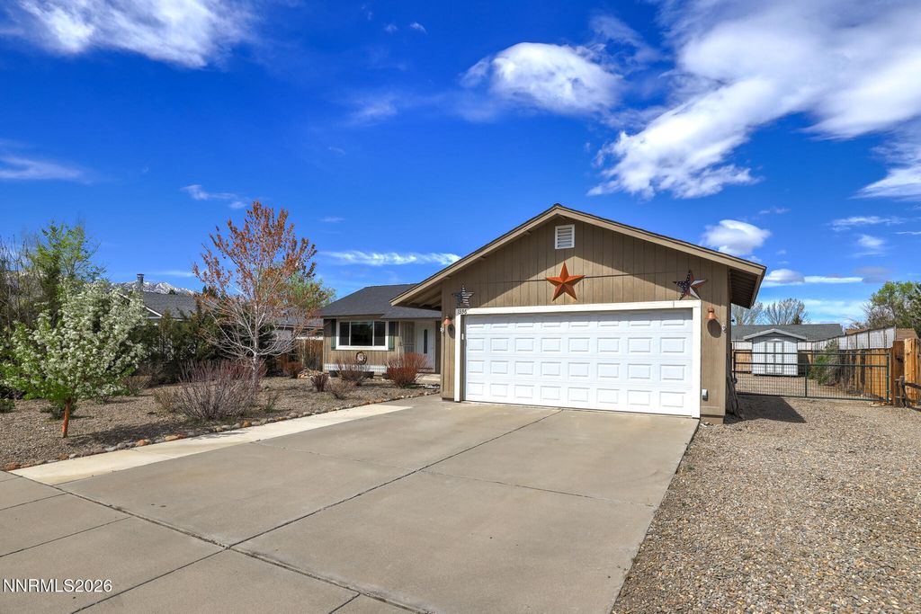 Photo of 1336 Honeybee Lane, Gardnerville, NV 89460 (MLS # 260003676)