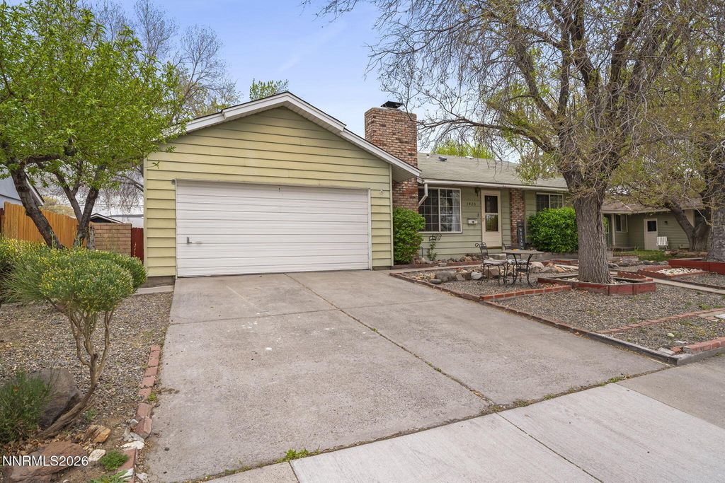 Photo of 1420 Tanglewood Drive, Sparks, NV 89431 (MLS # 260003848)