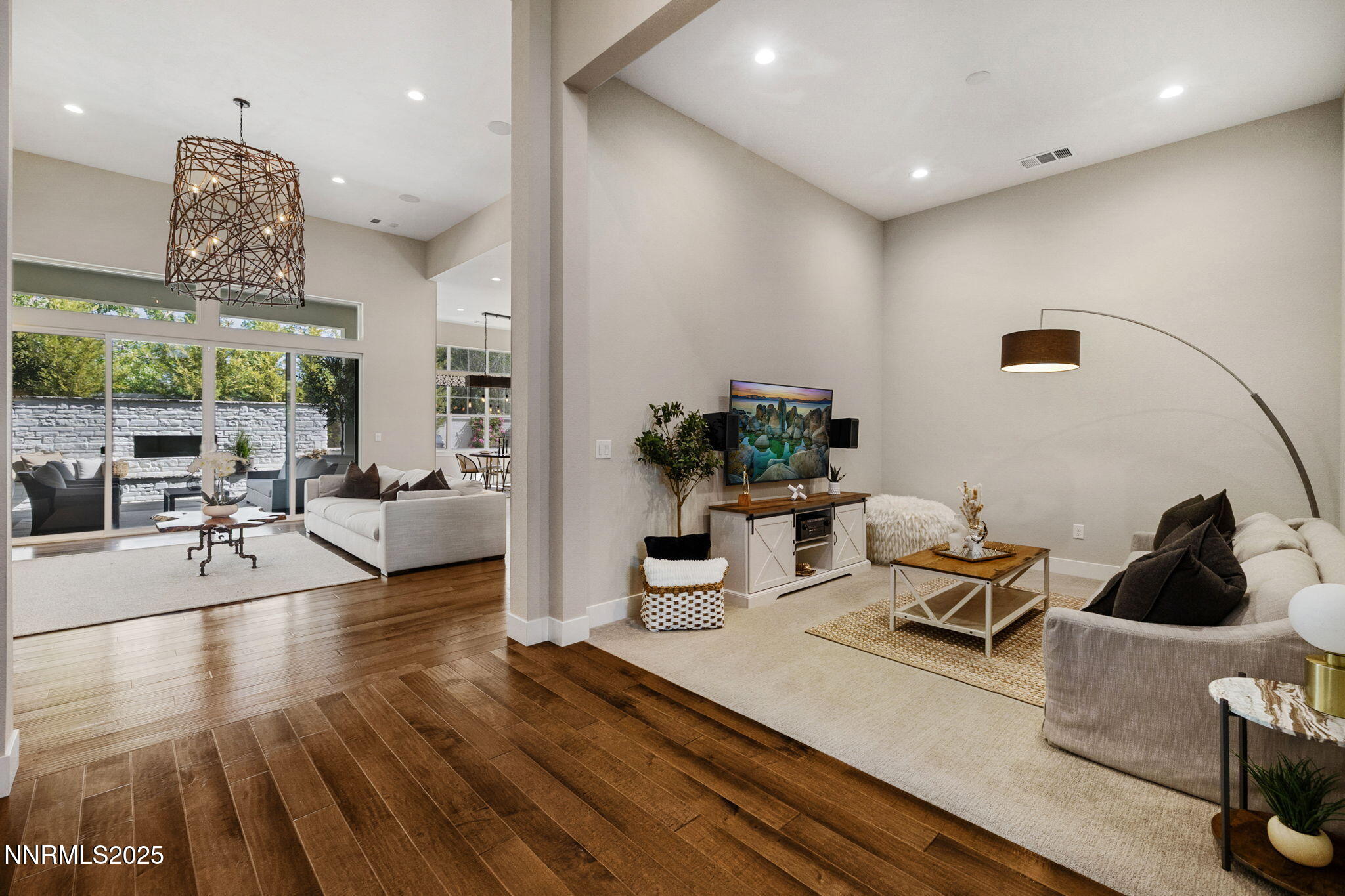 24-web-or-mls-709 W Pleasant Oak Trl-14